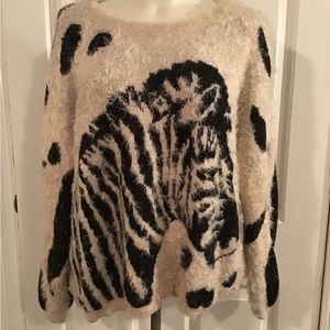Katsumi Long Sleeved Fuzzy Soft Pullover Sweater Black & Cream Zebra Head Size L